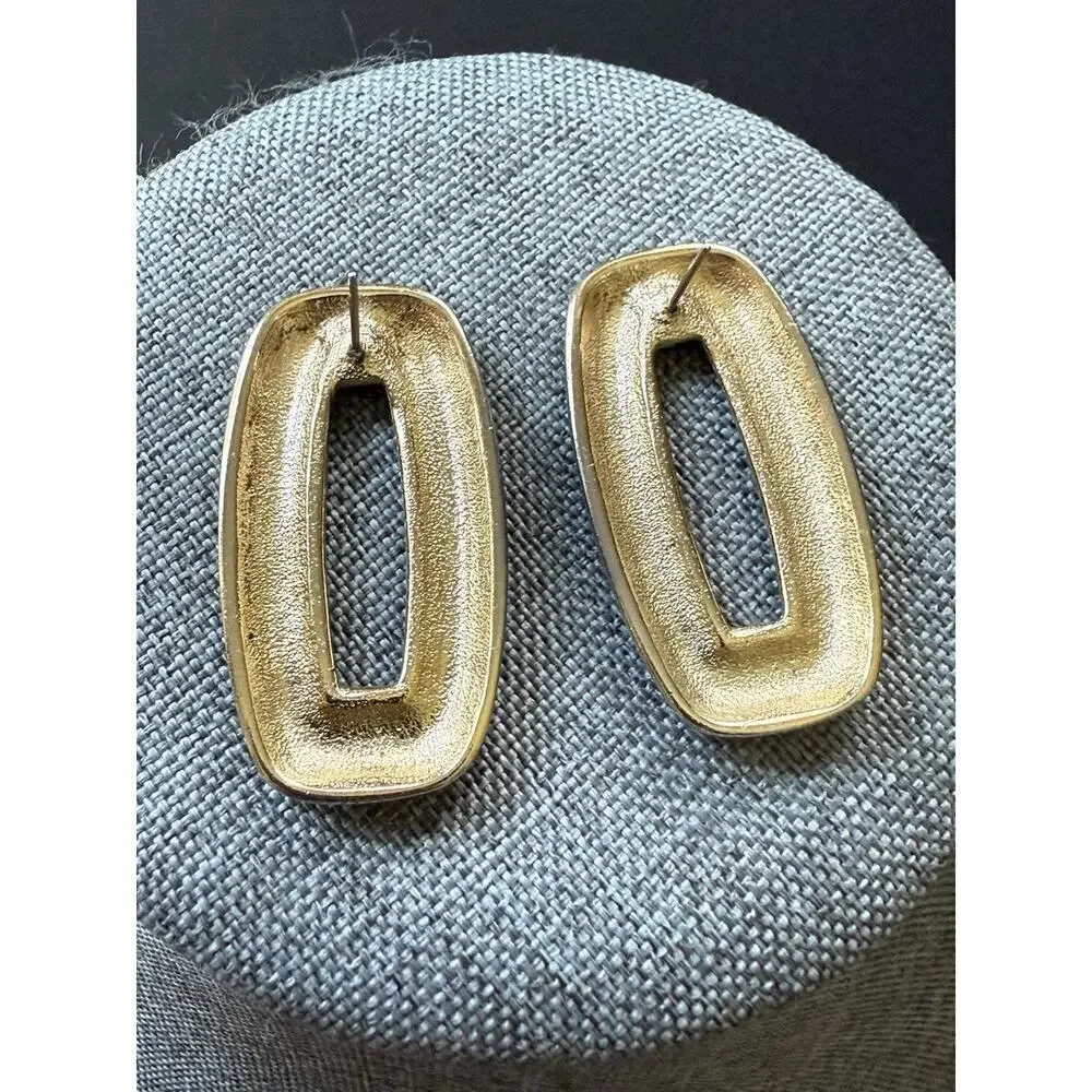 Vintage Enamel Clip On Earring Geometric Black Gold Tone Career 80s 90s Y2K
